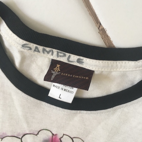 T-Shirt Sample Aces & Eights One of a Kind - Picture 5 of 7